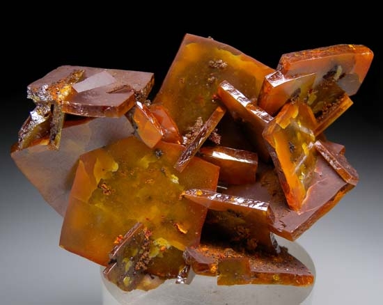 Wulfenite from Los Lamentos, Chihuahua, Mexico [db_pics/pics/d160a.jpg]