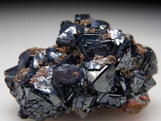 Cuprite with Silver and Copper from Poteryaevskoe Mine, Rubtsovskoe deposit, Siberia, Russia [db_pics/pics/e222a.jpg]