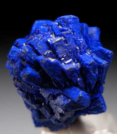 Azurite from Blue Mine, Chessy, Rhone-Alpes, France [db_pics/pics/e680b.jpg]