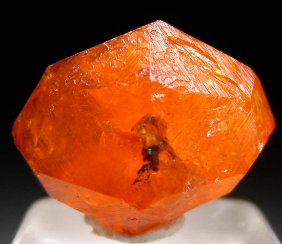 Spessartine from Nani, Loliondo, Tanzania [db_pics/pics/fm104d.jpg]