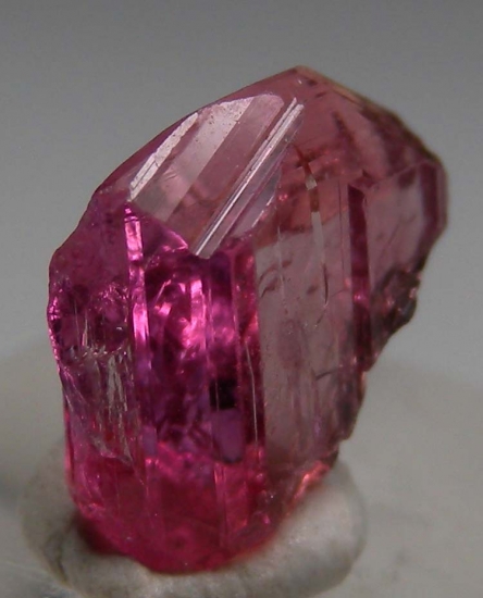 Tanzanite from Merelani Hills, Arusha, Tanzania [db_pics/pics/fm106d.jpg]