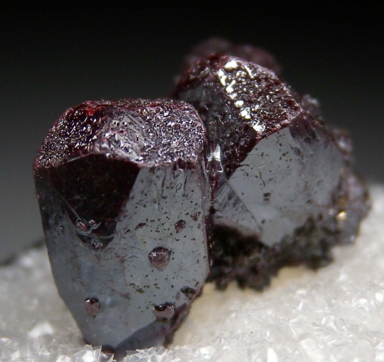 Proustite from Millotingo Mine (San Juan Mine), Pacococha, HuarochirÃ­ Province, Lima, Peru [db_pics/pics/fm113c.jpg]