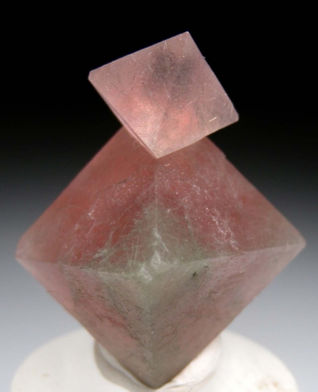 Fluorite from Huanggang Mine, Inner Mongolia, China [db_pics/pics/fm116a.jpg]