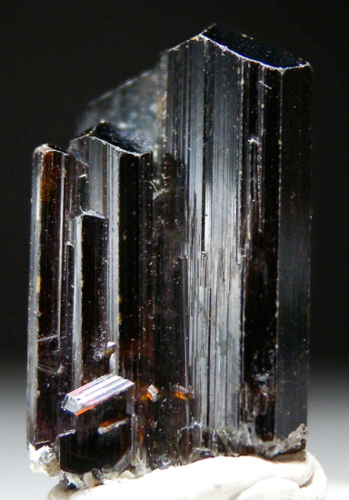 Rutile from Bahia, Brazil [db_pics/pics/fm138b.jpg]