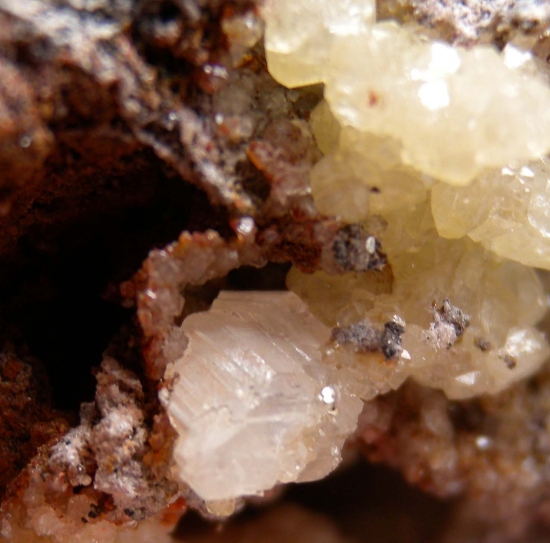 Smithsonite after Cerussite from Tsumeb, Namibia [db_pics/pics/fm182e.jpg]