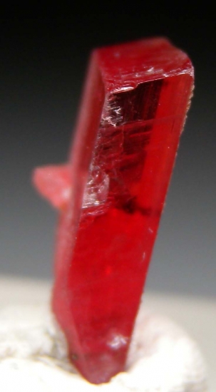 Rhodonite from Broken Hill, NSW, Australia [db_pics/pics/fm183b.jpg]