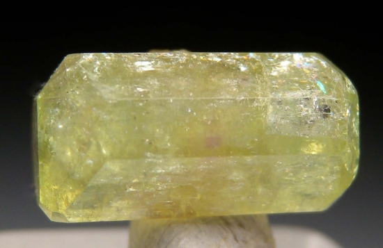 Vesuvianite from Jeffrey Mine, Asbestos, Quebec, Canada [db_pics/pics/fm185a.jpg]