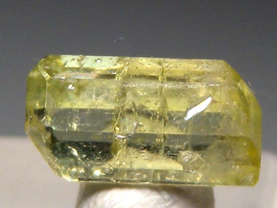 Vesuvianite from Jeffrey Mine, Asbestos, Quebec, Canada [db_pics/pics/fm186a.jpg]
