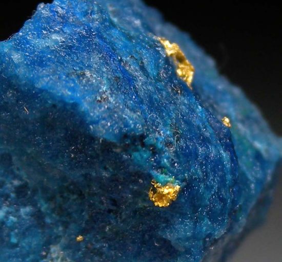 Gold in Shattuckite from Okozondje, near Otjokavare, Kunene Prov., Namibia [db_pics/pics/fm241d.jpg]