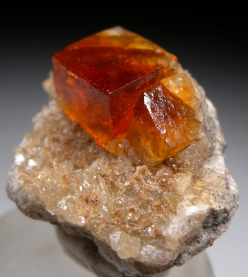 Calcite from Los Mochis, Sinaloa, Mexico [db_pics/pics/fm244a.jpg]