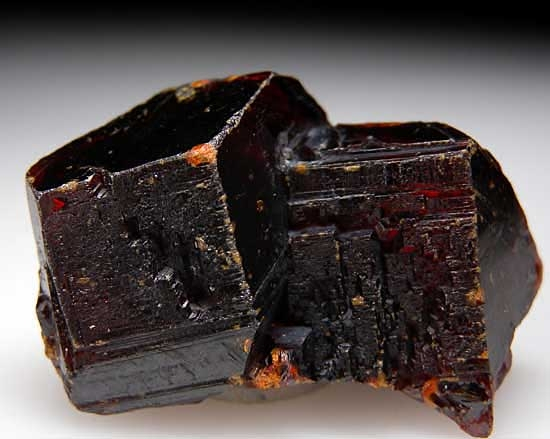 Sphalerite from Merelani Hills, Lelatema Mtns., Arusha Region, Tanzania [db_pics/pics/fm252a.jpg]