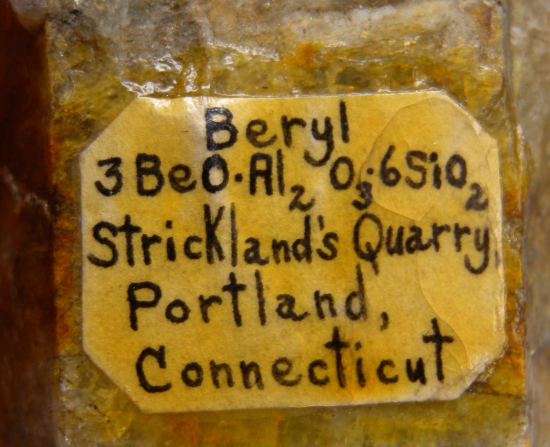 Beryl from Strickland Quarry, Portland, Connecticut, USA [db_pics/pics/fm253b.jpg]