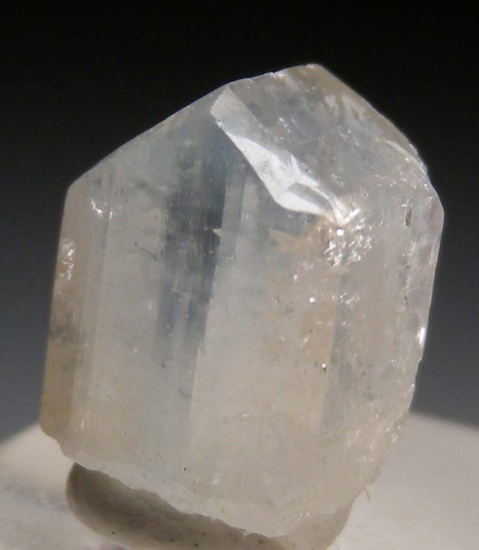 Euclase from Alto Equador, Rio Grande do Norte, Brazil [db_pics/pics/fm309c.jpg]