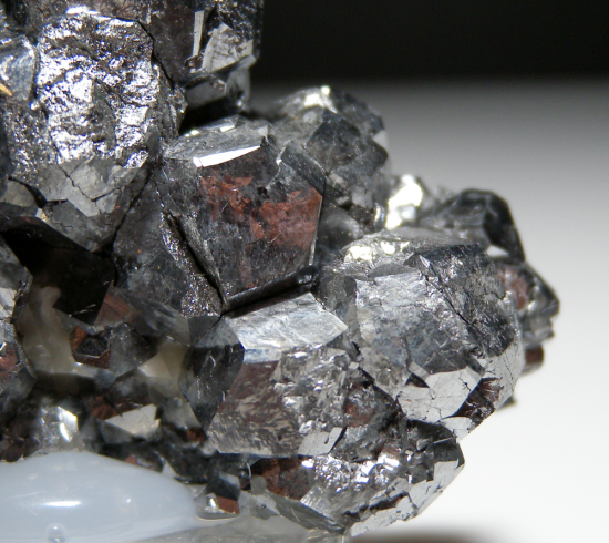 Skutterudite from Bou Azzer, Morocco [db_pics/pics/fm326d.jpg]