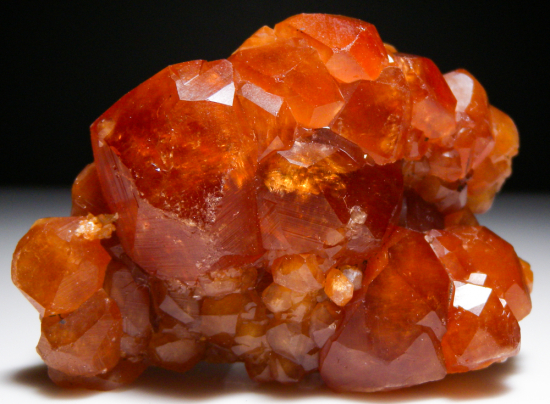 Grossular from Mana Mine, Bajaur Agency, Pakistan [db_pics/pics/fm379a.jpg]