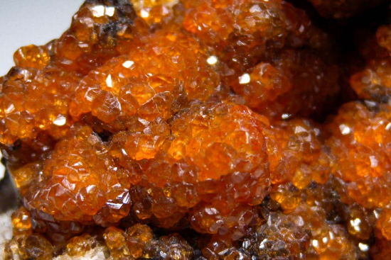 Spessartine with Quartz from Tongbei, Fujian Prov., China [db_pics/pics/fm391f.jpg]
