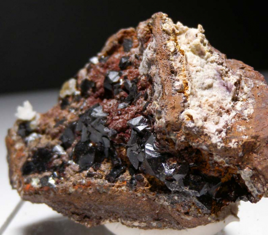 Scorodite with Austinite from Mina Oujela, Mapimi, Durango, Mexico [db_pics/pics/fm394c.jpg]