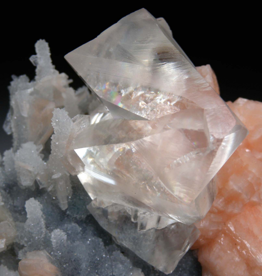 Calcite with Stilbite from Jalgaon, Maharashtra State, India [db_pics/pics/fm434d.jpg]