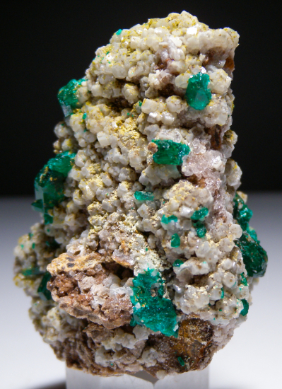 Willemite and Dioptase from Gotala, near Mindouli, Pool Dept., Rep. of Congo [db_pics/pics/fm510c.jpg]