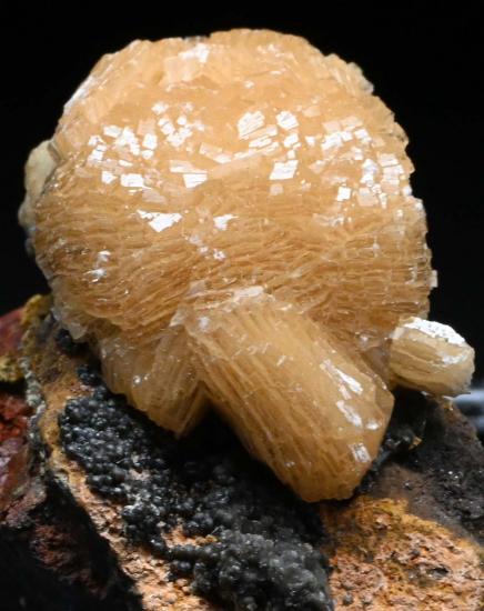 Witherite from Kremikovtzi Mine, NE of Sofia, Bulgaria [db_pics/pics/fm564c.jpg]