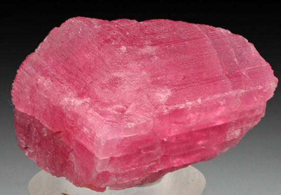 Rhodochrosite from Wutong Mine, Liubao, Guangxi, China [db_pics/pics/fm569a.jpg]