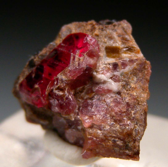 Pyroxmangite from Taguchi Mine, Aichi, Japan [db_pics/pics/fm639b.jpg]