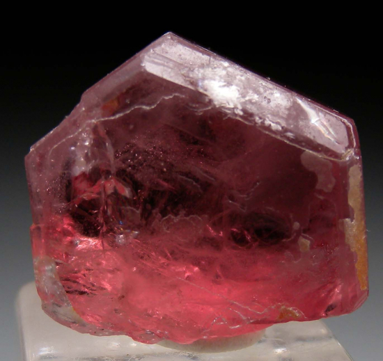 Fluorapatite from Nagar, Gilgit-Baltistan, Pakistan [db_pics/pics/fm650a.jpg]