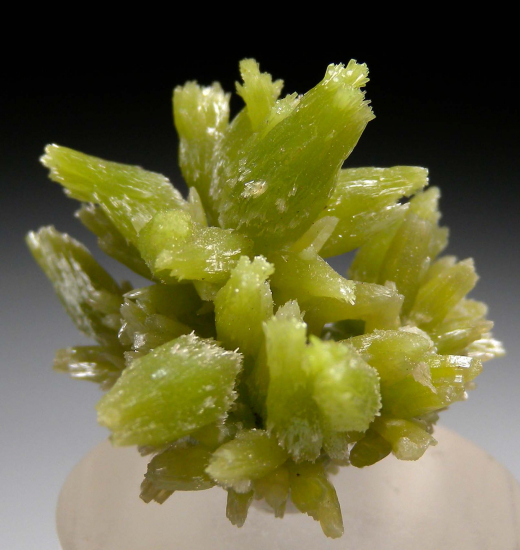 Pyromorphite from Daoping Mine, Guangxi, China [db_pics/pics/fm670a.jpg]