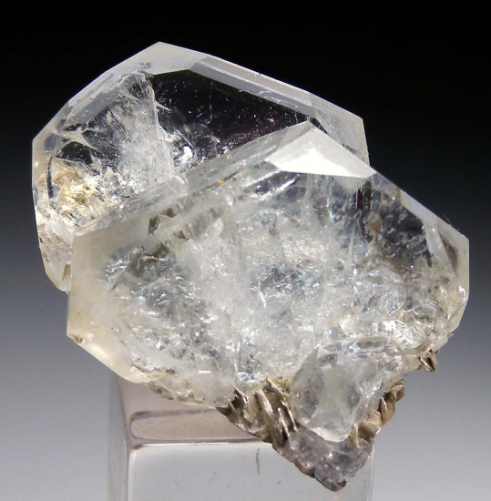 Aquamarine from Mt Xuebaoding, Ping Wu, Sichuan Prov., China [db_pics/pics/fm671a.jpg]