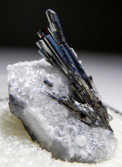 Stibnite from San Martin, Zacatecas, Mexico [db_pics/pics/fm777b.jpg]