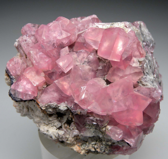 Smithsonite from Tsumeb, Namibia [db_pics/pics/fm794b.jpg]