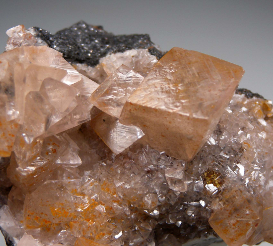 Smithsonite from Tsumeb, Namibia [db_pics/pics/fm796b.jpg]