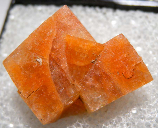 Chabazite from Wasson Bluff, Cumberland Co., Nova Scotia, Canada [db_pics/pics/fm807a.jpg]