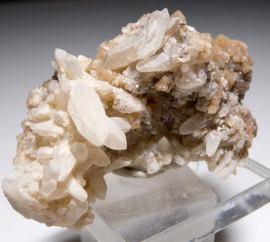 Woodhousite with Quartz from Champion Mine, Mono Co., California, USA [db_pics/pics/fm814b.jpg]