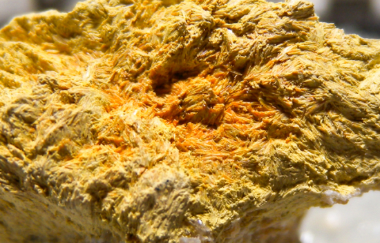 Amarantite from Yazd Prov., Iran [db_pics/pics/fm832d.jpg]