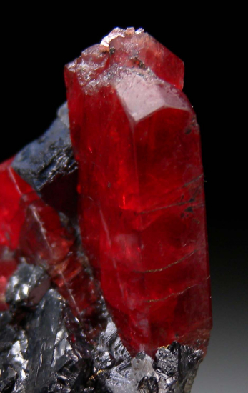 Rhodonite from Broken Hill, New South Wales, Australia [db_pics/pics/fm876c.jpg]