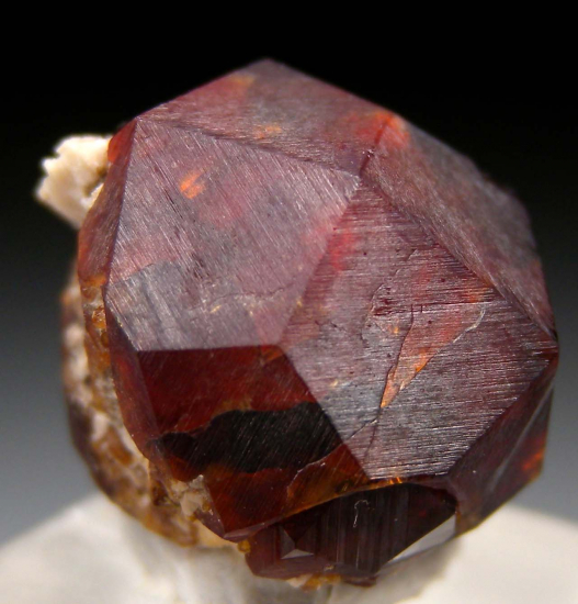 Spessartine from Tongbei, Fujian Prov., China [db_pics/pics/fm884b.jpg]