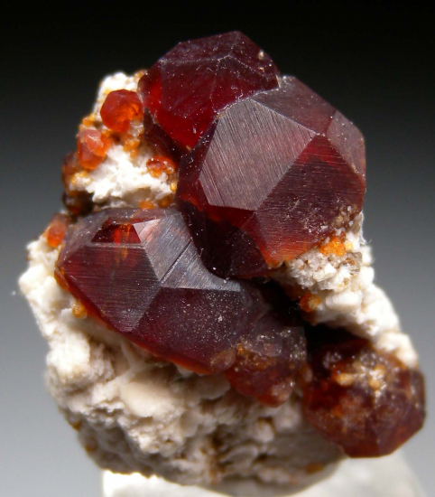 Spessartine from Tongbei, Fujian Prov., China [db_pics/pics/fm892a.jpg]