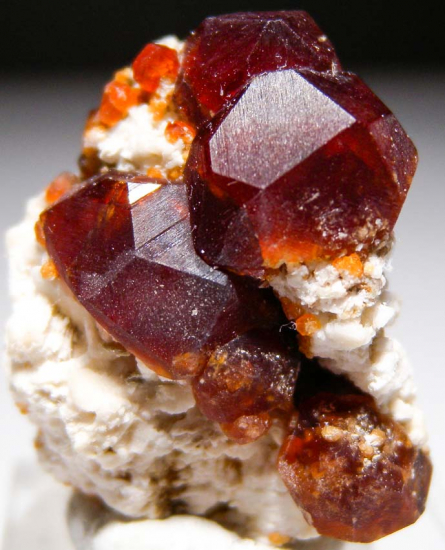 Spessartine from Tongbei, Fujian Prov., China [db_pics/pics/fm892b.jpg]