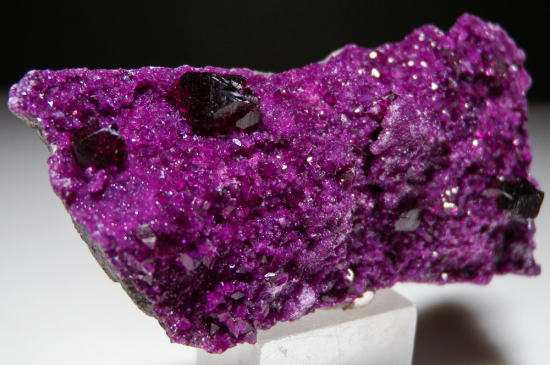 Kammererite from Kop Krom Mine, Kop Daglari, East Anatolia, Turkey [db_pics/pics/fm907b.jpg]