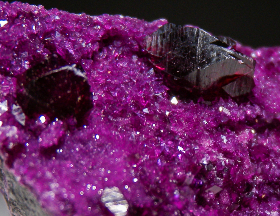 Kammererite from Kop Krom Mine, Kop Daglari, East Anatolia, Turkey [db_pics/pics/fm907d.jpg]