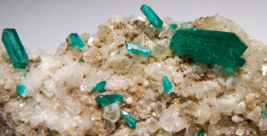 Willemite and Dioptase from Gotala, near Mindouli, Pool Dept., Rep. of Congo [db_pics/pics/fm934b.jpg]