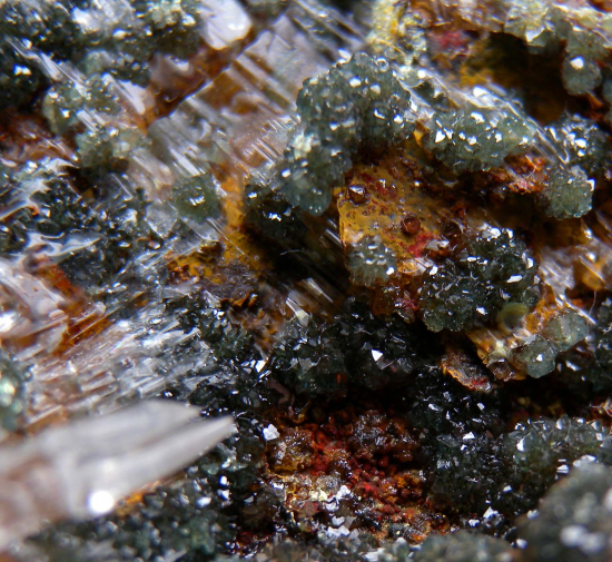 Scorodite from Mina Oujela, Mapimi, Durango, Mexico [db_pics/pics/fm958c.jpg]