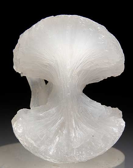 Stilbite from Nasik, India [db_pics/pics/in101c.jpg]