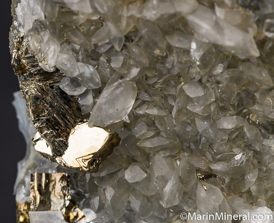 Cubanite from Henderson No. 2 Mine, Chibougamu, Quebec, Canada [db_pics/pics/k144d.jpg]