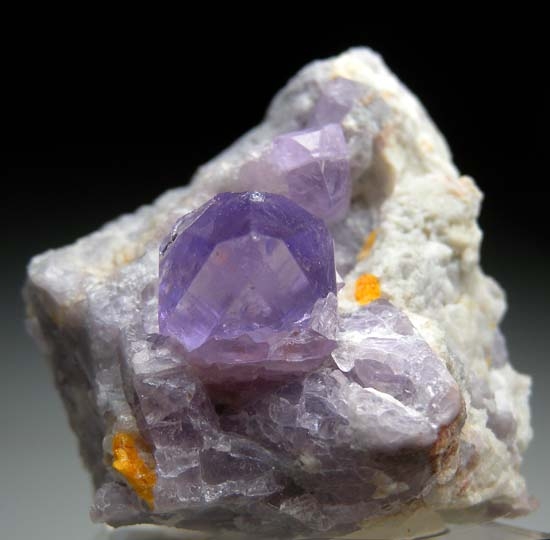 Spinel from Koksha Valley, Badakhshan, Afghanistan [db_pics/pics/k513a.jpg]