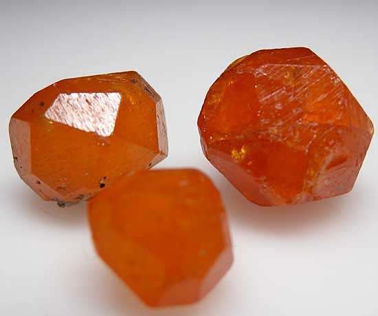 Spessartine from Nani, Loliondo, Arusha Region, Tanzania [db_pics/pics/l3b.jpg]
