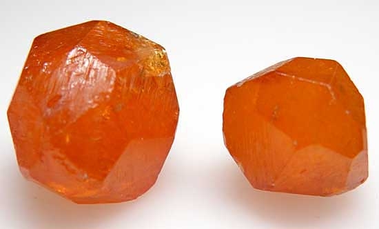 Spessartine from Nani, Loliondo, Arusha Region, Tanzania [db_pics/pics/l6b.jpg]