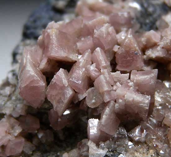 Lawsonite from Mendocino County, California [db_pics/pics/la108c.jpg]