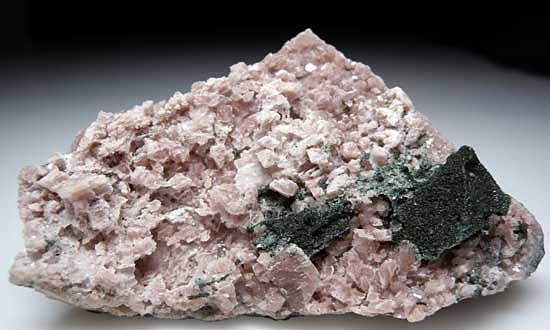 Lawsonite from Mendocino County, California [db_pics/pics/la110a.jpg]